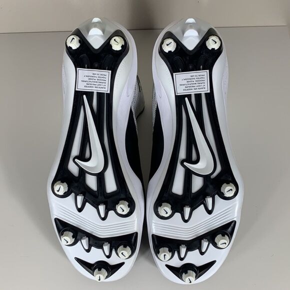 Athletic_Shoes